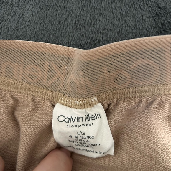 Men’s Calvin Klein shorts - Picture 3 of 3